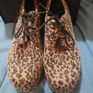 Animal Print 3 Inch Platform Disco Shoes Size 8/9 Mens